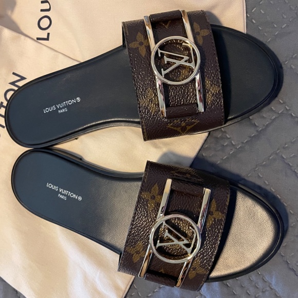 Louis Vuitton brand new authentic Lock it Flat mules sands - Picture 3 of 8